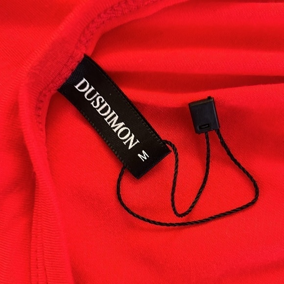 Dusdimon Red Short Sleeve Flowy T-Shirt Dress Size Medium NWOT - Picture 4 of 5